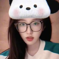 CHÂU THI VŨ(chị)