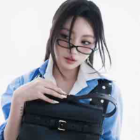 Khương Hoàng Mỹ-cam 