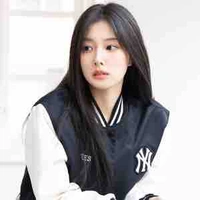 Kang Hyewon 