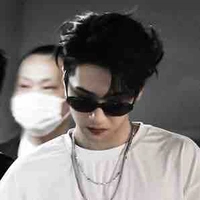 Nghiêm Hạo Tường 