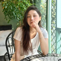 Han Sara (Em)
