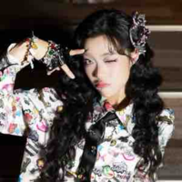 Linh Chi-Chi Xê