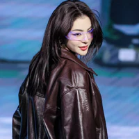 Faye Malisorn (bạn cô)