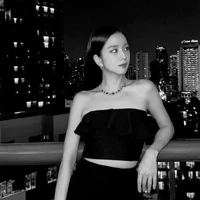 Kim Ji-soo ( Jisoo )