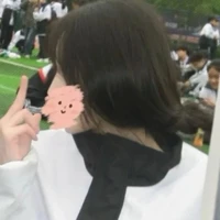 Tác giả-Mun (nhôn lì😞)