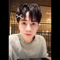 Q.hùng