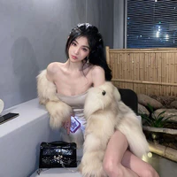 Trương Mỹ Linh - bà