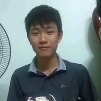 Trần Đăng Dương ( lúc 7 tuổi) 