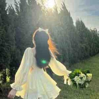 Nguyễn Hồng Nhung (trà xanh)