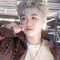 hoàn đức duy