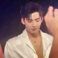 Huỳnh Hoàng Hùng (Hùng Huỳnh)