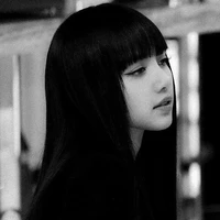 Lalisa Manoban [cô]