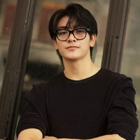 Joong Archen Aydin (anh ba)