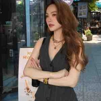 Minh Hằng (chị)