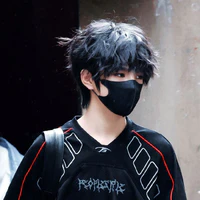 Vương Lỗ Kiệt_hắn