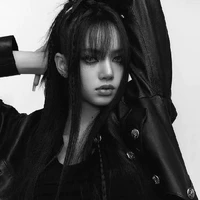LALISA MANOBAN-cô