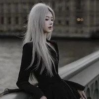 Hoàng Kiều Anh ( mẹ ah )