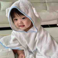 Mochi Em Y/n