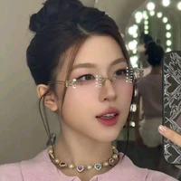 Nguyễn Lê Diễm Hằng - Lamoon