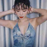 Nguyễn Khoa Tóc Tiên 