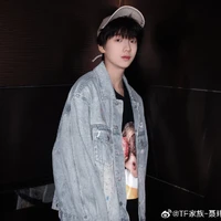 Nhiếp Vỹ Thần - a