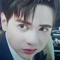 Hùng