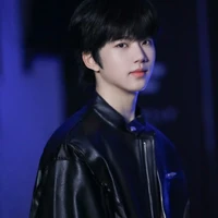 Trương Hàm Thụy(Y)