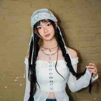 Nguyễn Lê Ngọc Ánh Sáng ( Ánh Sáng  aza