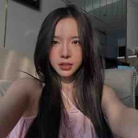 Nguyền Hoàng Ly ( Lyly )