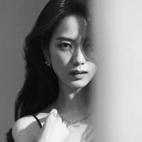 KIM JISOO