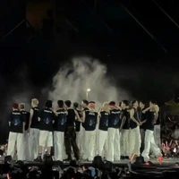 All (trừ ai thì trừ)