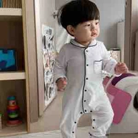 Lê Duy Khoa_cháu nanu9(anh cj cả)” Lúa”