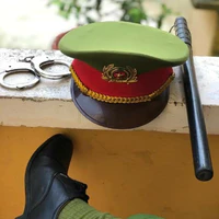 nv cảnh sát phụ