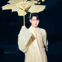 Hùng Huỳnh