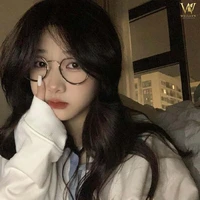 Bạch Uyển Nhi "em út"