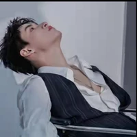 Huỳnh Hoàng Hùng ( Hùng Huỳnh )