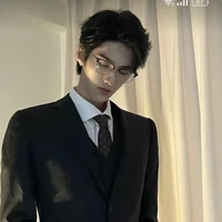 Mộ Nguyệt Bảo Đức (ba nữ 9)