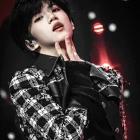 Trương Hàm Thuỵ