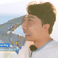 Nhỏ tgia bị khùng=))