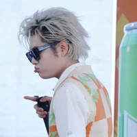 Hoàng Đức duy