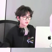 Tả Kỳ Hàm ( cậu )