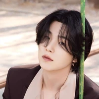 SUGA