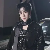 Lê quang hùng