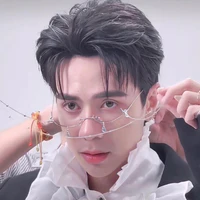 Lệ Hồng 