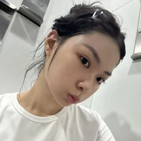 Nguyễn Lê Ngọc Ánh Sáng (AZA)