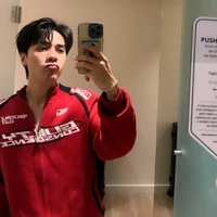 Tác giả yeu Tongtai Lê❤