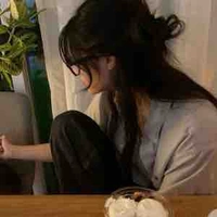 Giai Tuệ - Helia
