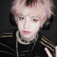 Dương Hàm Bác-anh²