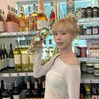 Kim MinJeong ( nàng ) 