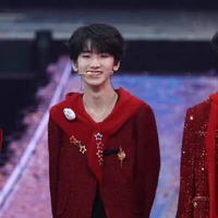 Tả Kỳ Hàm ‐ Cậu